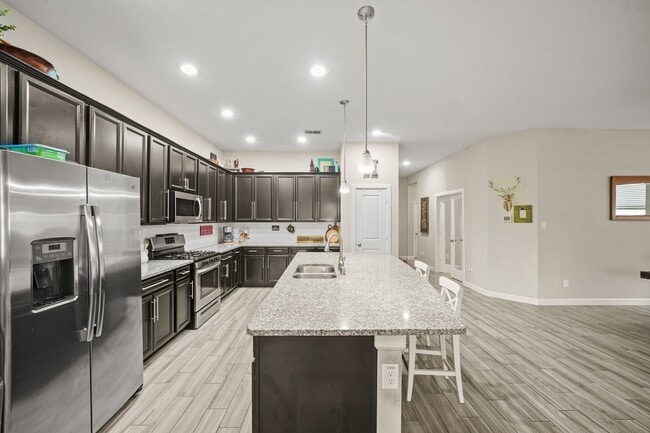 Building Photo - 6002 Daggerwing Wy