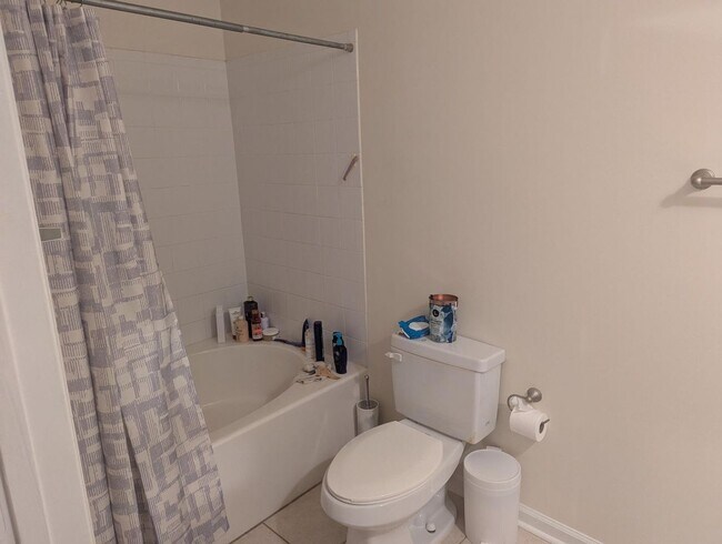 Building Photo - Luxury Condo-Gated Community - James Islan...