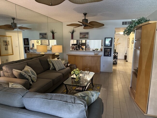 Building Photo - 3138 Via Poinciana