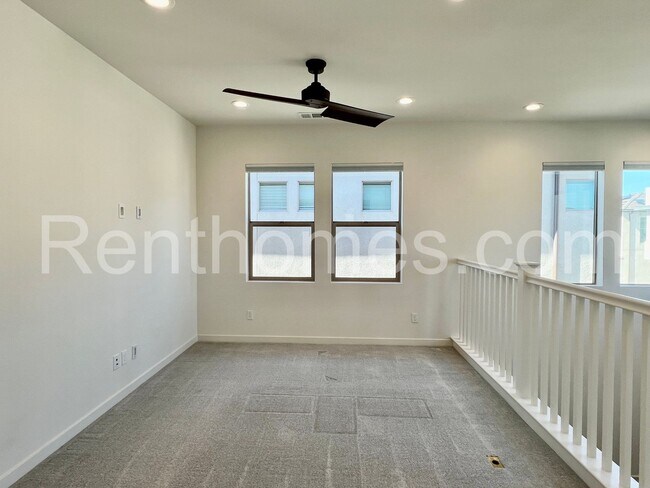 Building Photo - 15113 Lincoln Lp