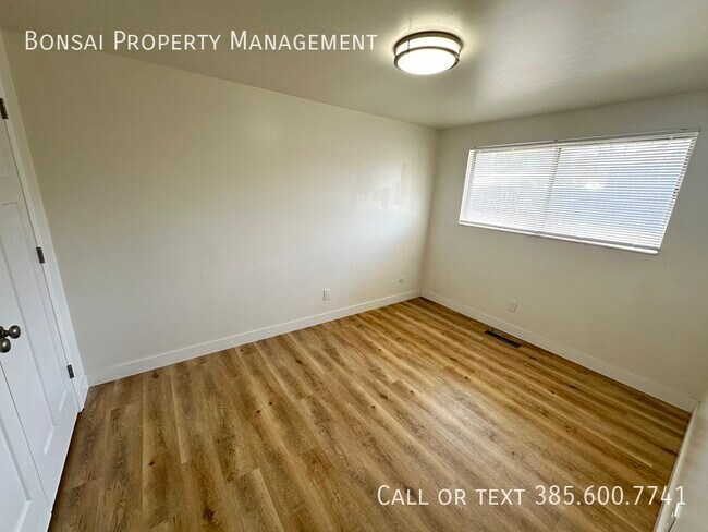 Building Photo - 1557 California Ave