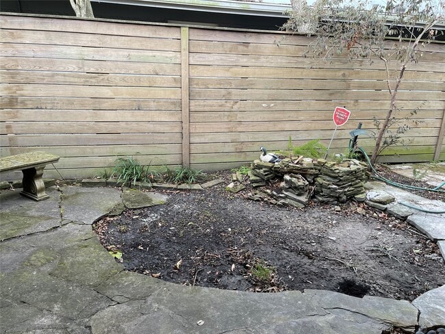 Building Photo - 5122 Jackwood St