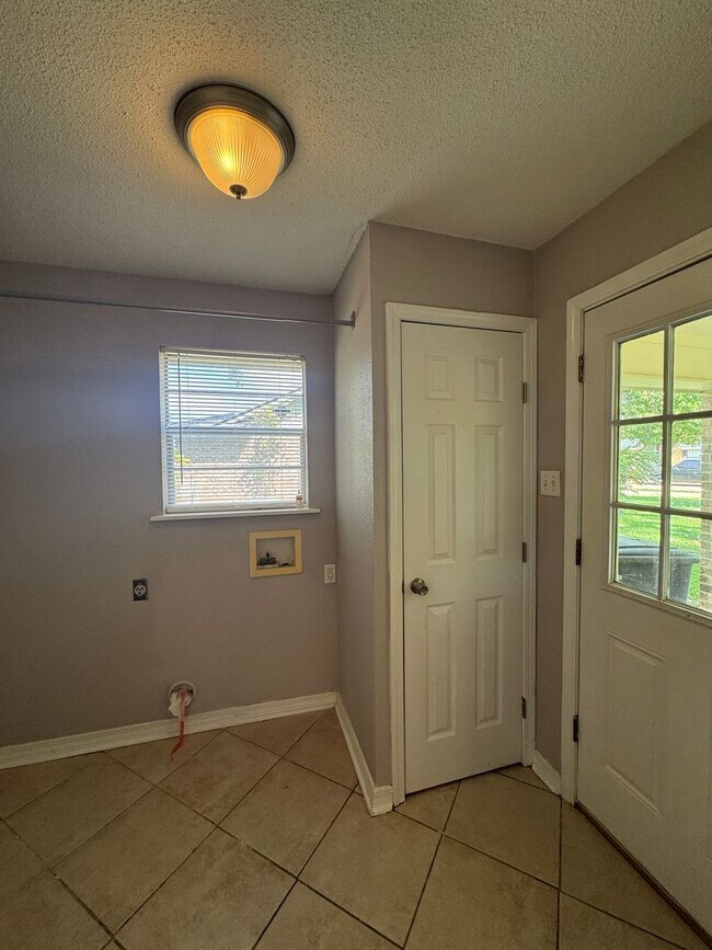 Building Photo - Rental Property in Bossier City