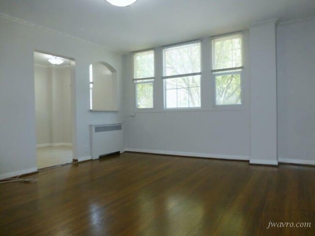 Building Photo - 1790 Jackson St