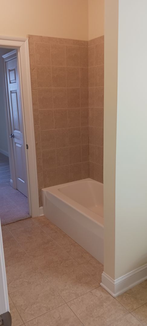 Building Photo - 2 bedroom/ 2 bathroom- Bennington on the Park