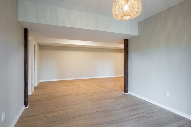 Building Photo - Large New Construction Rental - Old Fort