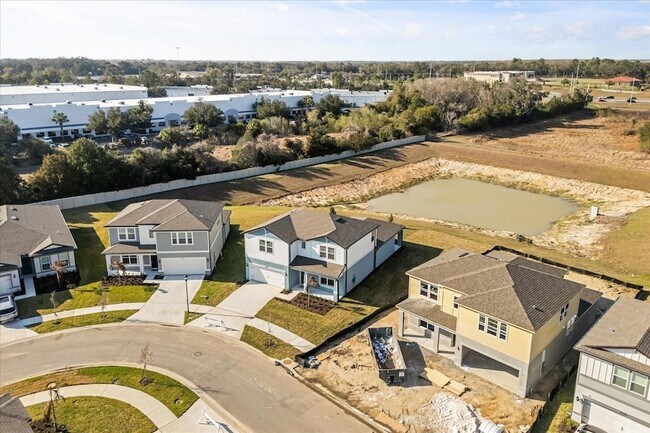 Building Photo - 11216 Sycamore Glen Loop