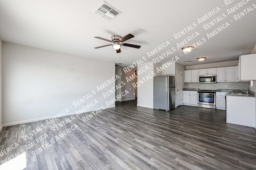 Building Photo - 123 E Bobcat Pl