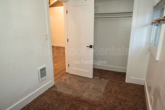Building Photo - 6527 95th St SW