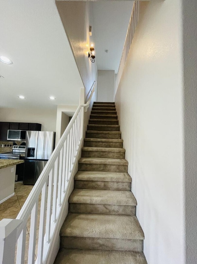 Building Photo - 45811 W Amsterdam Rd