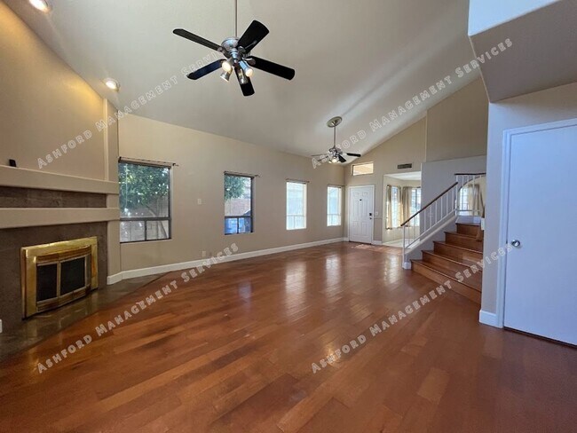 Building Photo - BEAUTIFUL 4 BEDROOM 3 BATHROOM HOME IN PHO...
