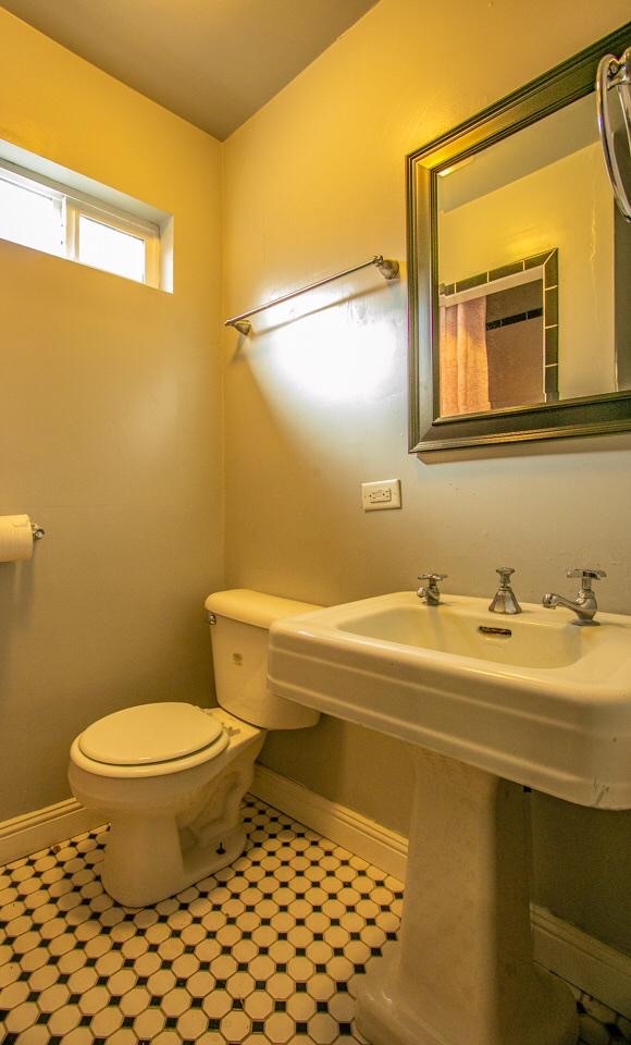 Downstairs bathroom - 2300 19th St