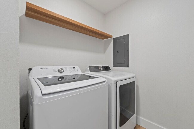 Building Photo - 13 Gulf Breeze Ct