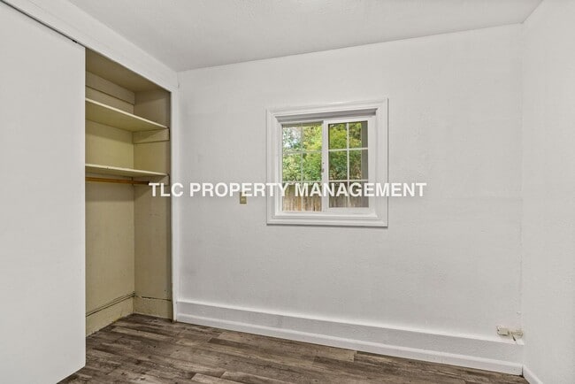 Building Photo - 74 N 3rd St