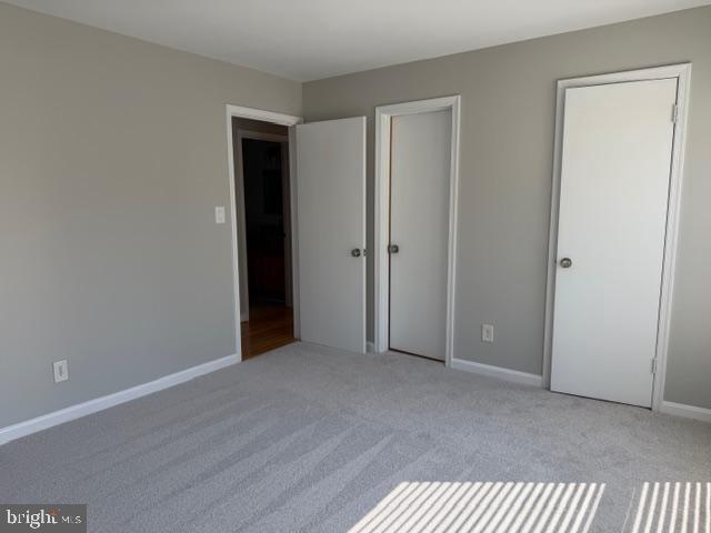 Building Photo - 3175 Summit Square Dr