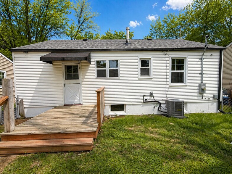 Building Photo - 8649 Kathlyn Dr