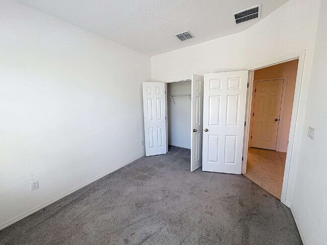 Building Photo - 6328 Goldcoast Ave