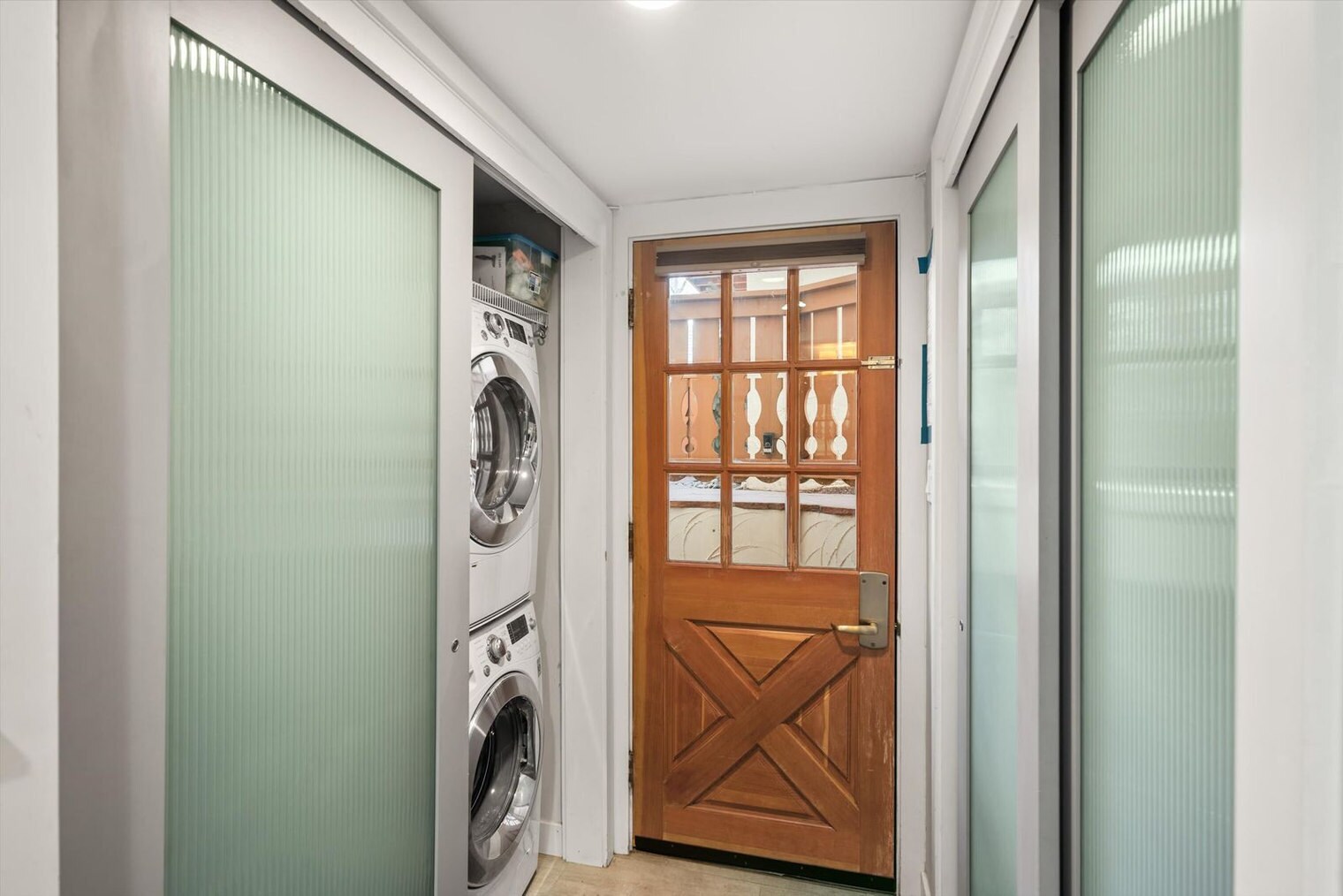 Building Photo - 711 S Galena St