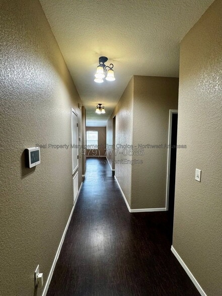 Building Photo - 15173 Smith Ridge Rd