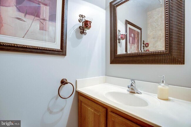 Building Photo - 6808 Compton Valley Pl