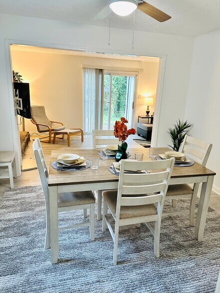 Building Photo - 1314 N Lea Ct SE