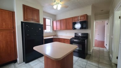 Building Photo - 86 Tonnelle Ave