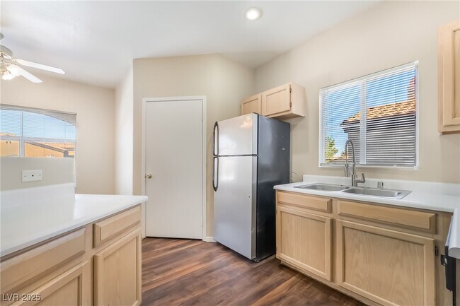 Building Photo - 9000 S Las Vegas Blvd