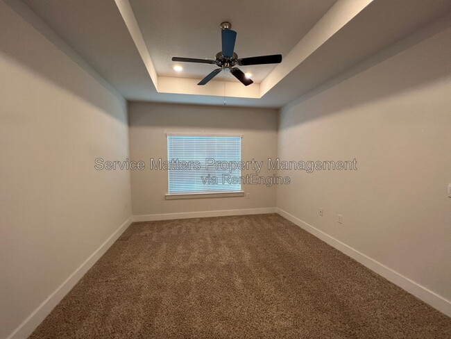 Building Photo - 5781 Danbury Blvd