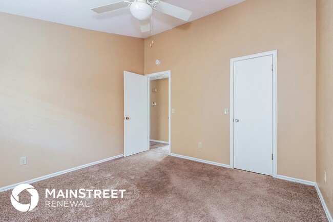 Building Photo - 1306 SW 95th St