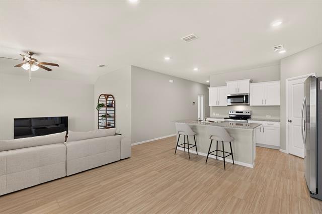Building Photo - 332 Pecos Dr