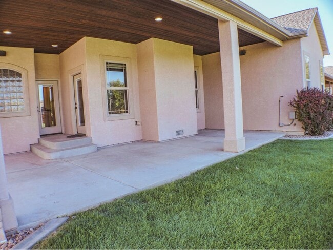 Building Photo - 303 Belden Ct