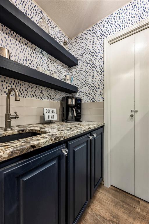 Building Photo - 1 Penzance Dr