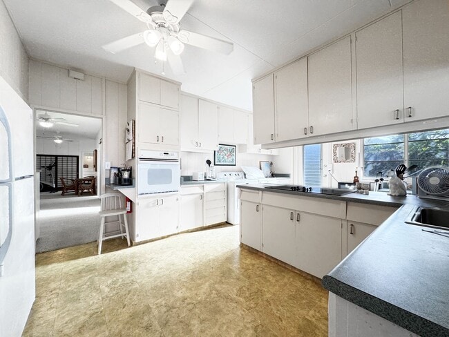 Building Photo - Furnished Kaimalino House Fronting Canal & Overlooking Kailua Bay