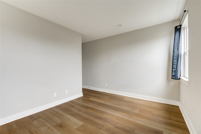 Building Photo - 4220 McKinley St