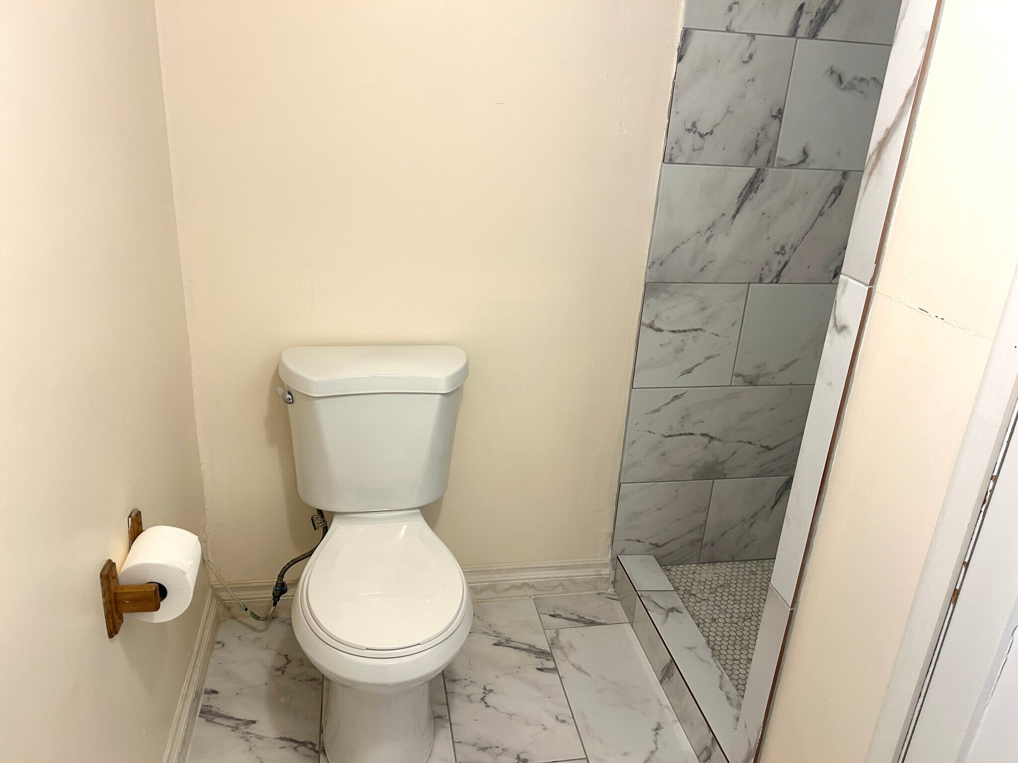 Building Photo - 1025 Tyler Ave