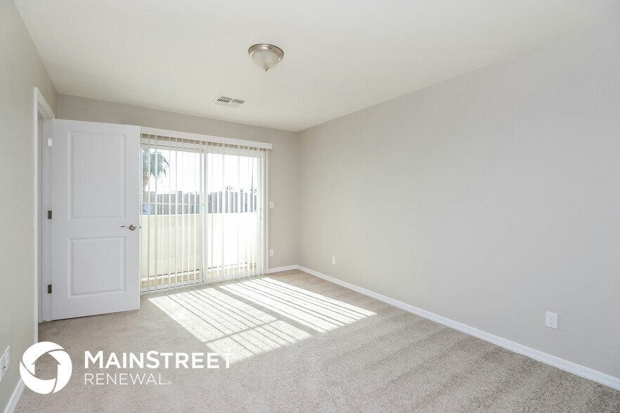 Building Photo - 2000 N 36th St