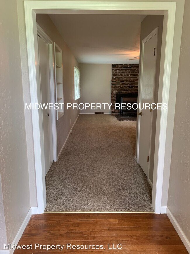 Building Photo - 3 br, 2 bath House - 15501 S Evans Rd