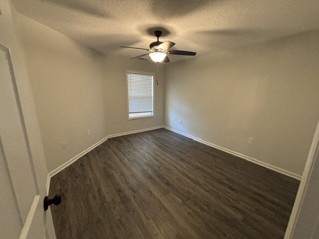 Building Photo - 1102 Turtle Creek Rd