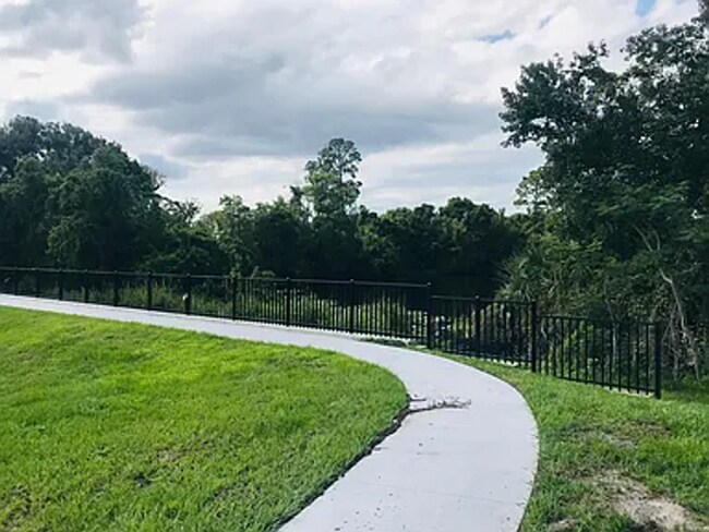 Building Photo - Executive Pool Home in Longwood's Gated Wi...
