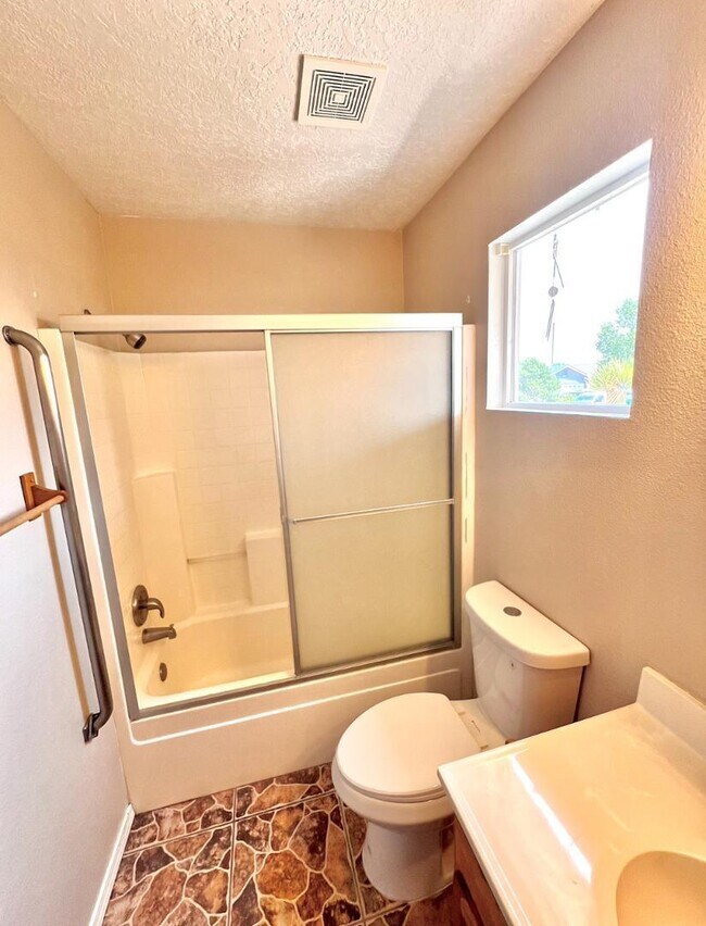 Building Photo - 10408 Paso Fino Pl SW