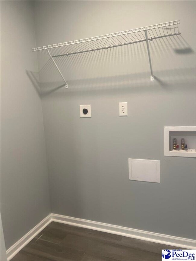 Building Photo - 516 Howard St