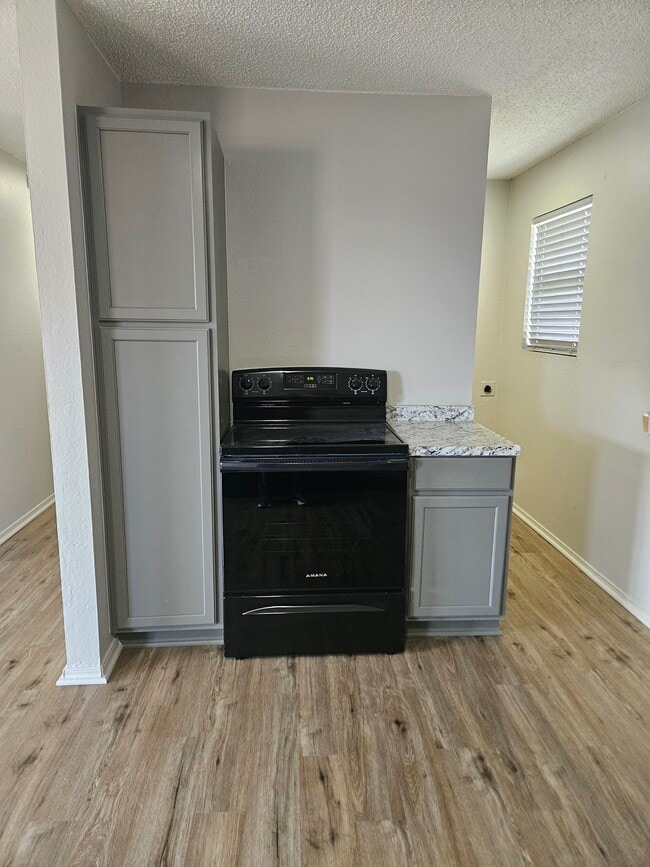 Building Photo - 1830 N Troost Ave