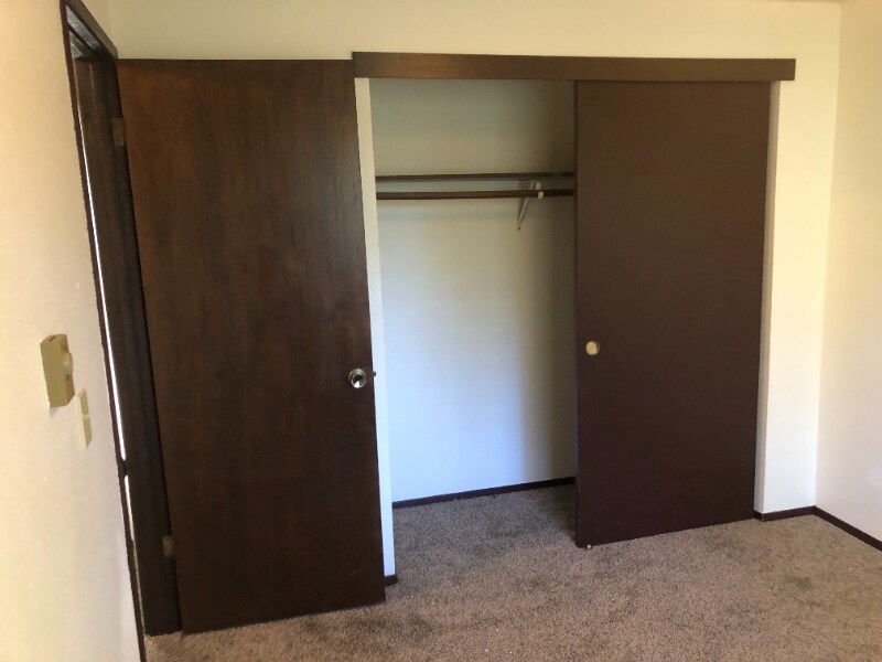 Building Photo - 950 SW Harrier Cir