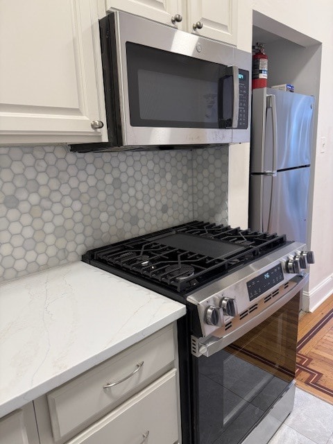 Brank New appliances - 2221 Saint Paul St