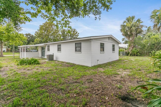 Building Photo - Welcome to Beautiful Atlantic Beach!