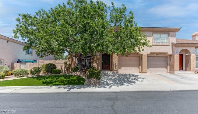 Building Photo - 1636 Coyote Run Dr