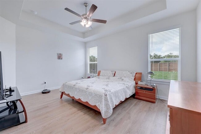 Building Photo - 2041 Centerline Ln