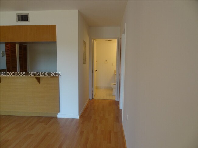 Building Photo - 8850 SW 123rd Ct
