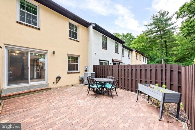 Building Photo - 2909 Espana Ct
