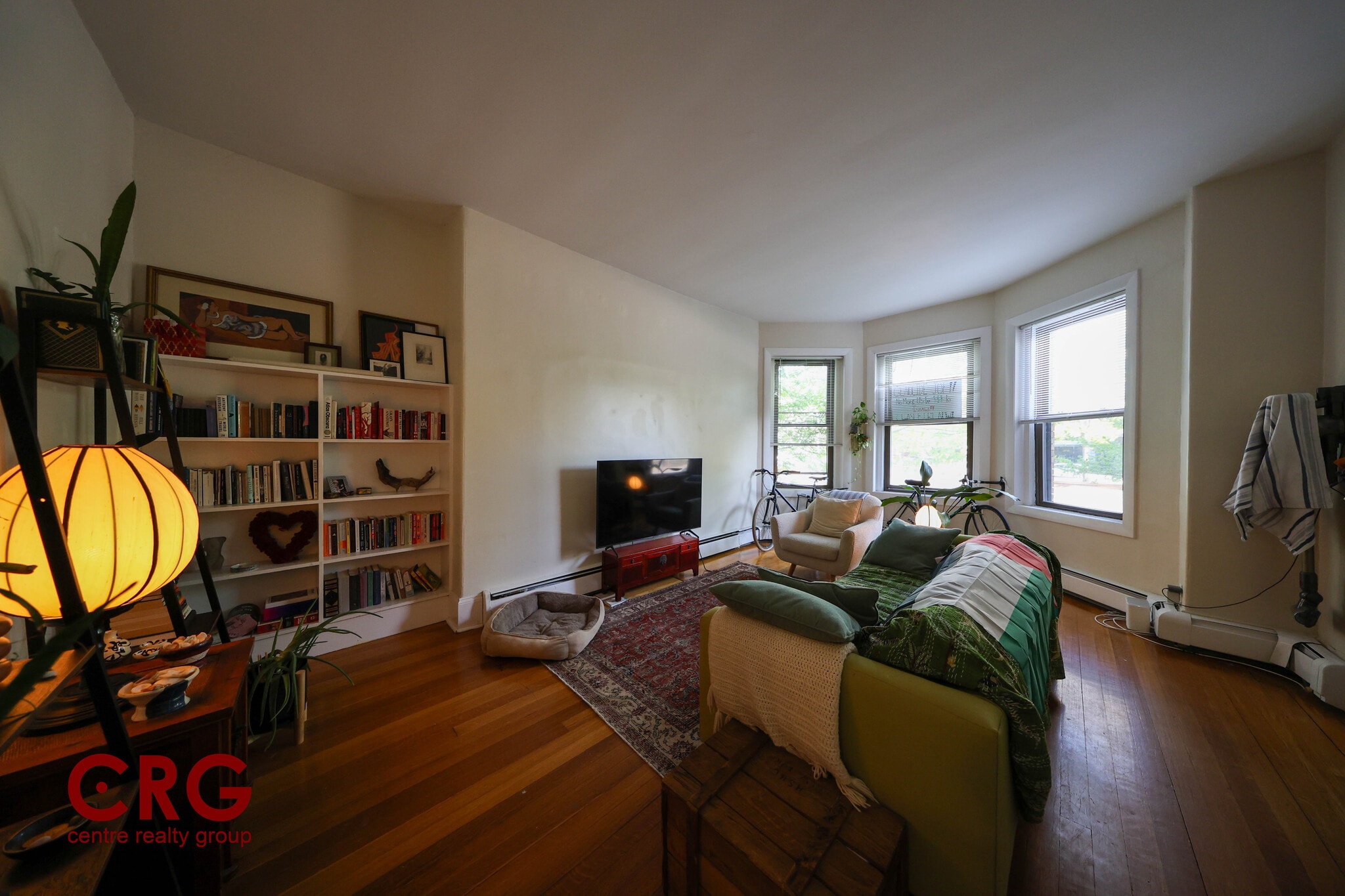 Building Photo - 1728 Beacon St